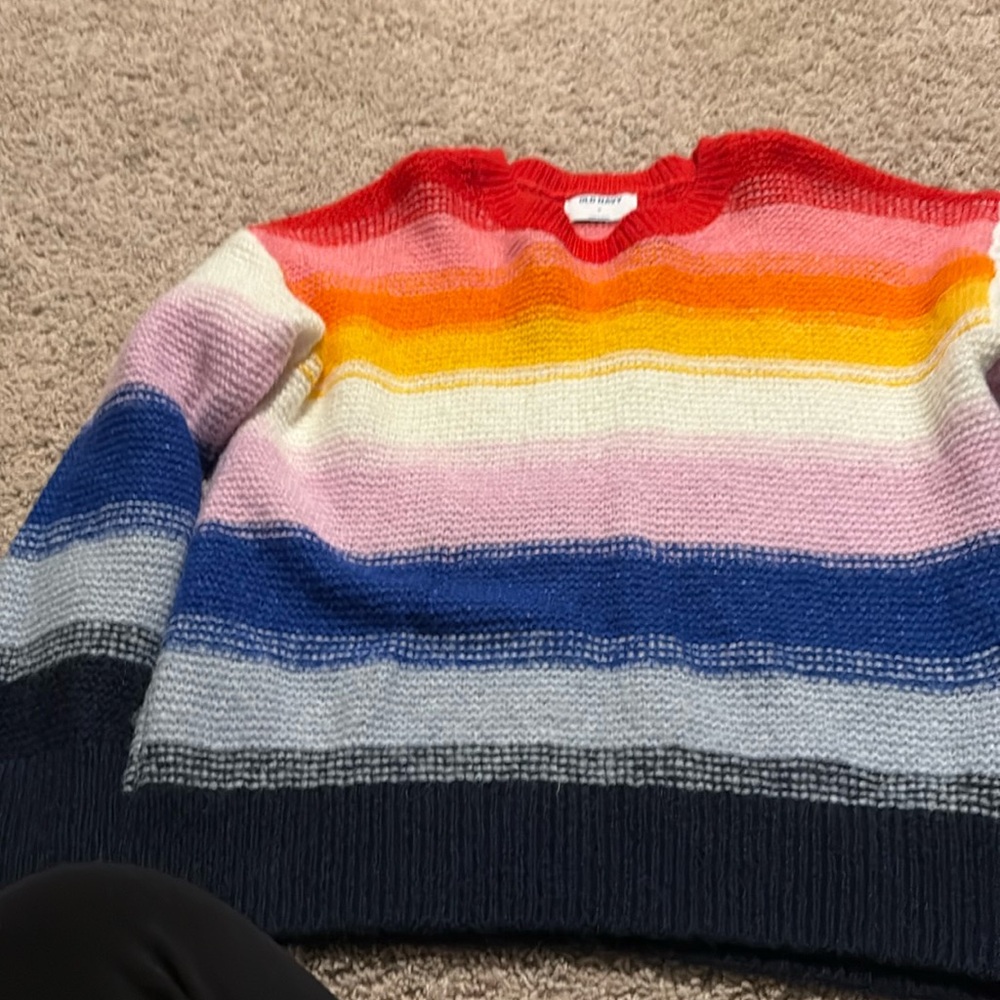 Old Navy Sweater size M